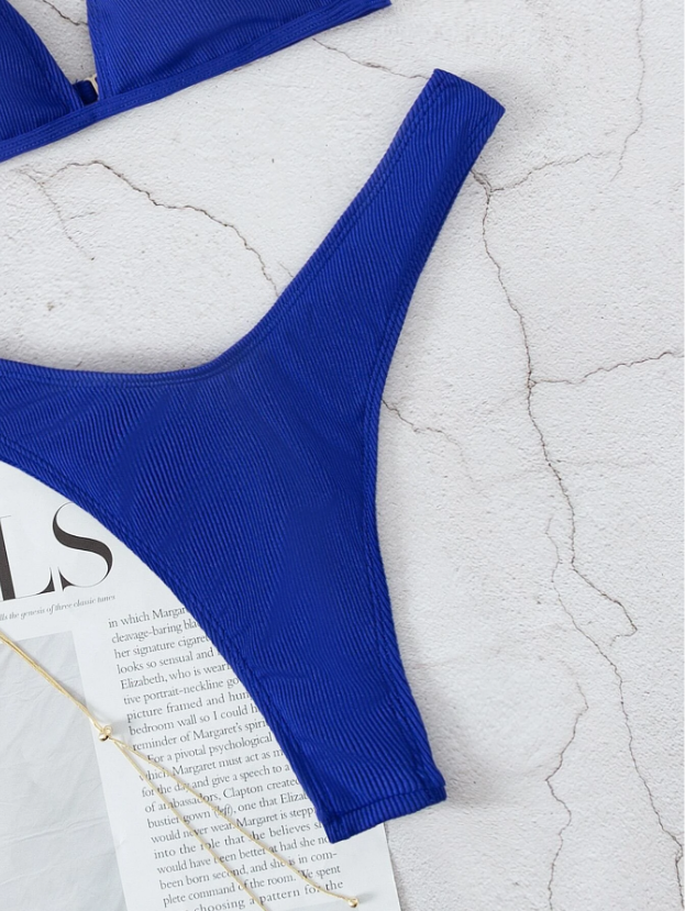 Bikini: Grassetto Blu