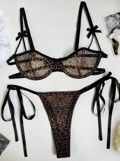 Lencería: Pasión oculta