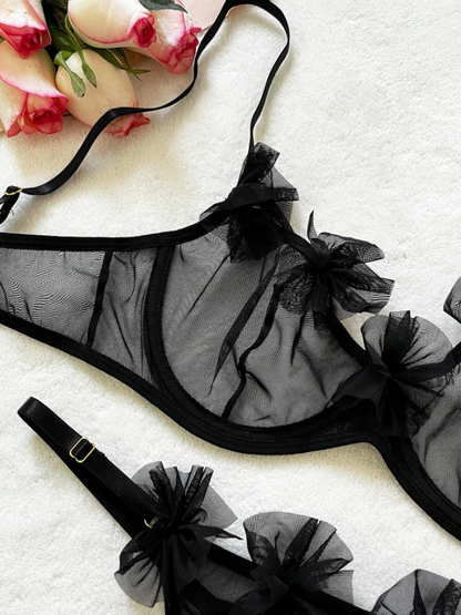 Lencería: Sleeks Silhouettes