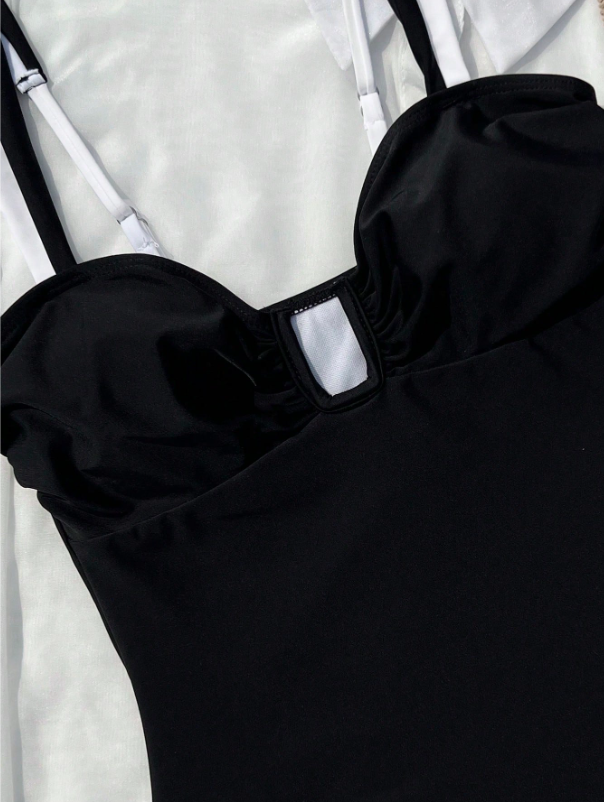 Traje de baño: Oasis