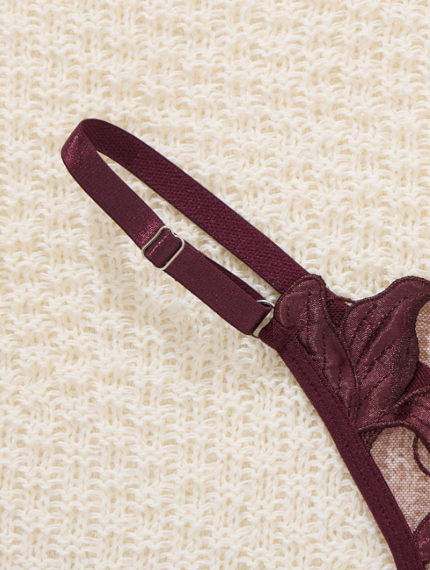 Lencería: Floral Embroidered