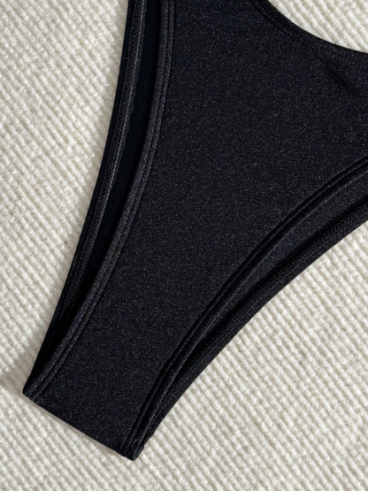 Bikini: Wahine