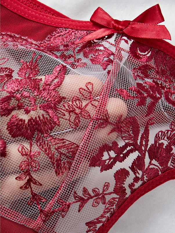 Lencería: Red Veltet