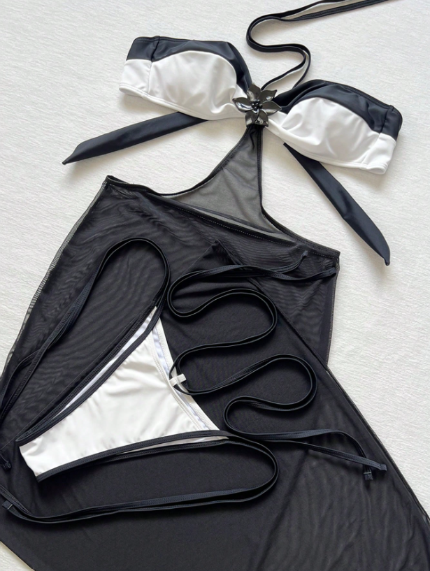 Bikini: Royal