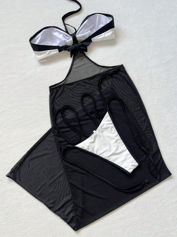 Bikini: Royal